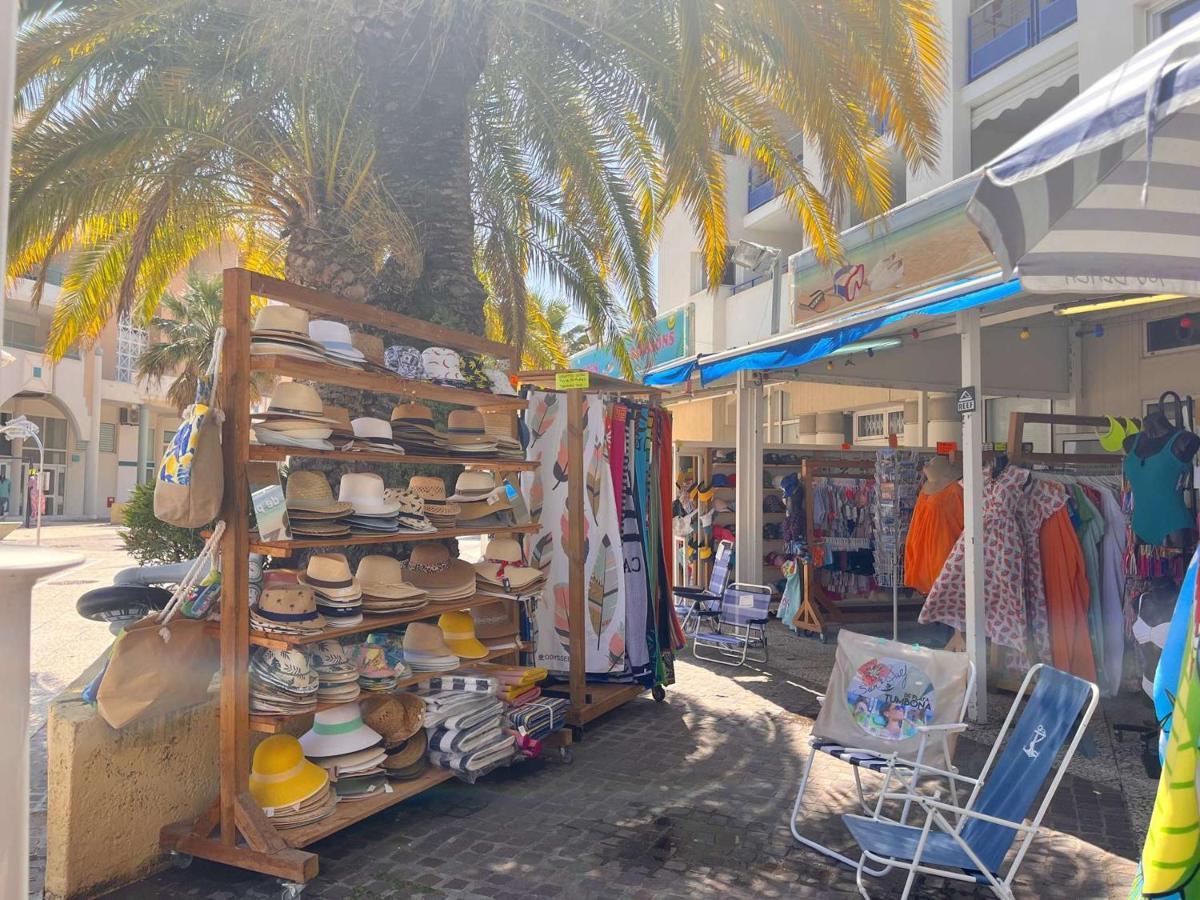 Appartement 2P, 4 Couchages, Terrasse Et Salon De Jardin A 200M De La Plage, Frejus - Fr-1-226A-22 Экстерьер фото