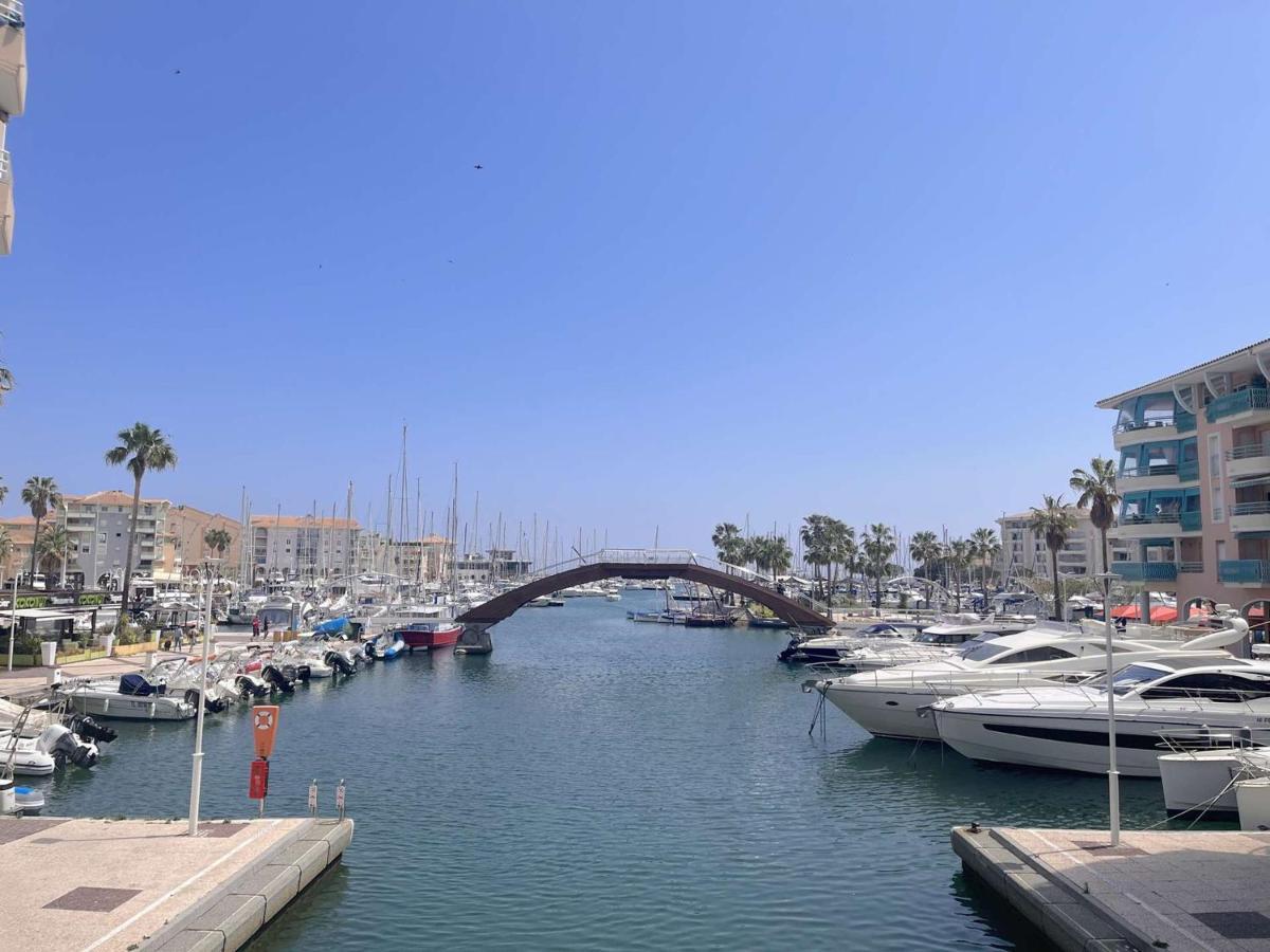 Appartement 2P, 4 Couchages, Terrasse Et Salon De Jardin A 200M De La Plage, Frejus - Fr-1-226A-22 Экстерьер фото