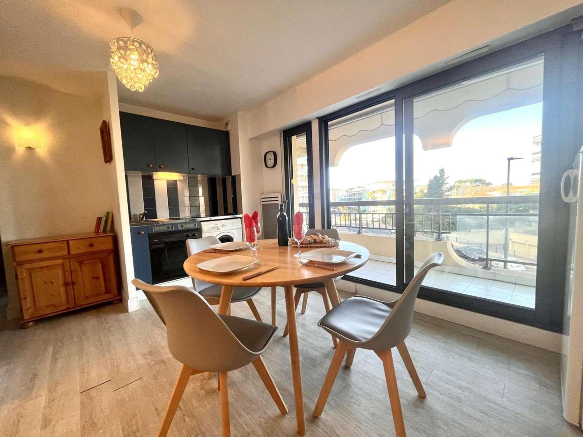 Appartement 2P, 4 Couchages, Terrasse Et Salon De Jardin A 200M De La Plage, Frejus - Fr-1-226A-22 Экстерьер фото